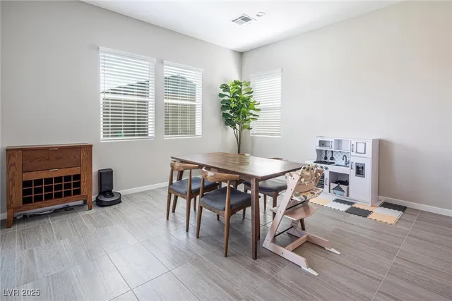 $2,820 | 832 Canonbury Street, Henderson, NV 89011