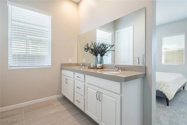 $2,820 | 832 Canonbury Street, Henderson, NV 89011