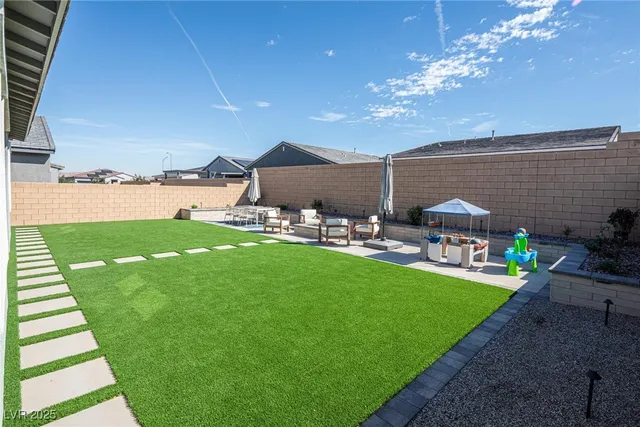 $2,820 | 832 Canonbury Street, Henderson, NV 89011