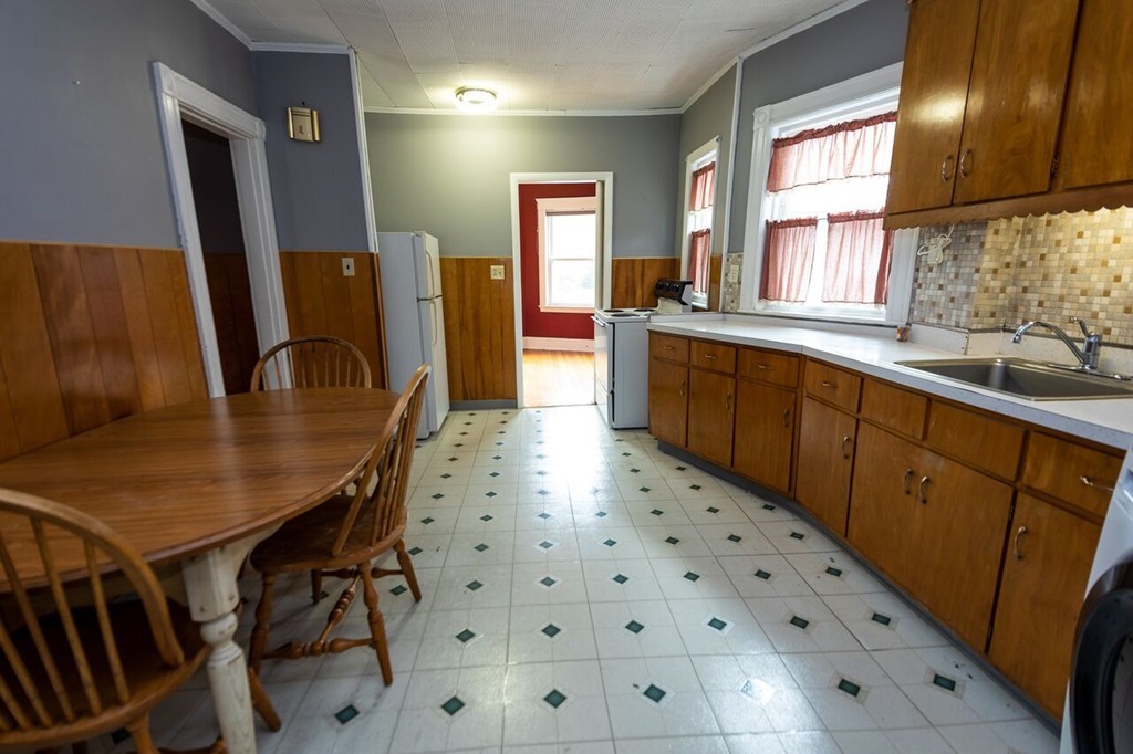 31-31A Asticou Road Boston, MA 02130 - Photo 8 of 21 Gallery Image 8