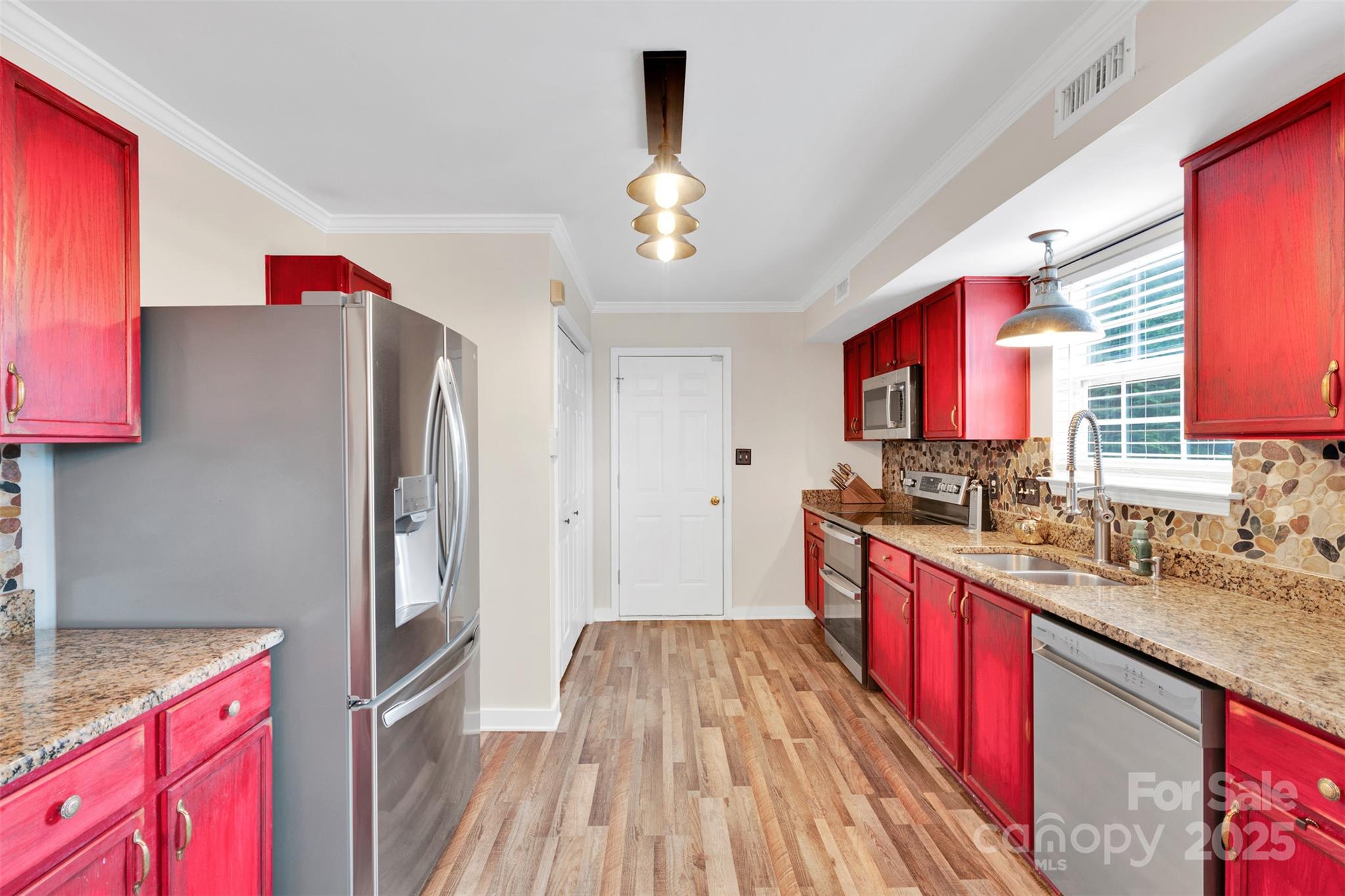 811 River Trail Road Lowell, NC 28098 - Photo 8 of 25 Gallery Image 8