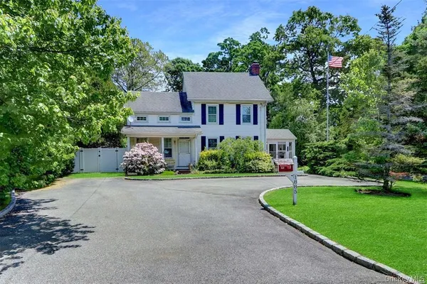 $899,000 | 1885 Washington Avenue, Seaford, NY 11783