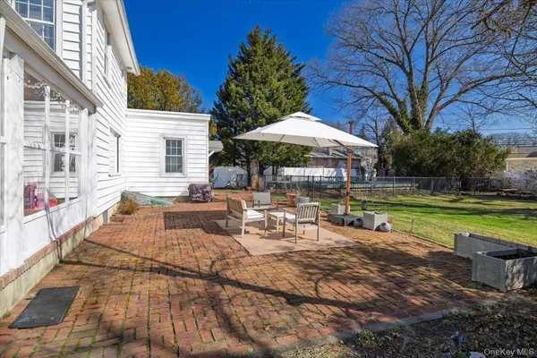 $899,000 | 1885 Washington Avenue, Seaford, NY 11783