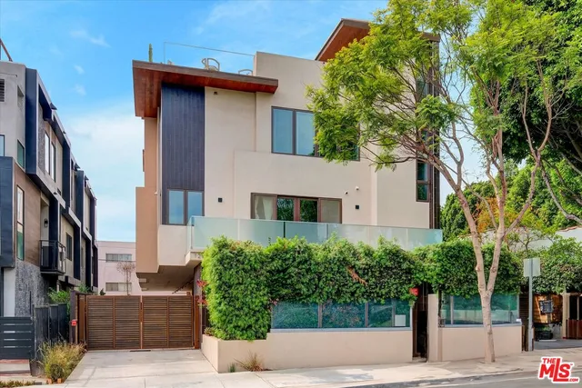 $1,149,800 | 1249 North Formosa Avenue, West Hollywood, CA 90046