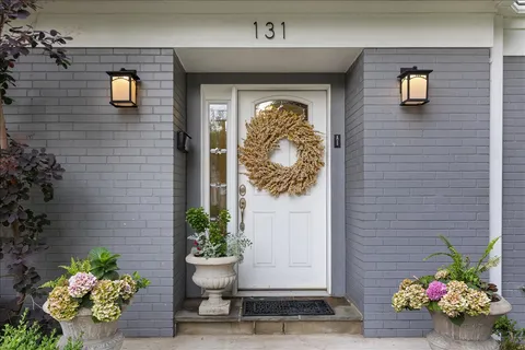 $825,000 | 131 Joyce Place, Park Ridge, IL 60068