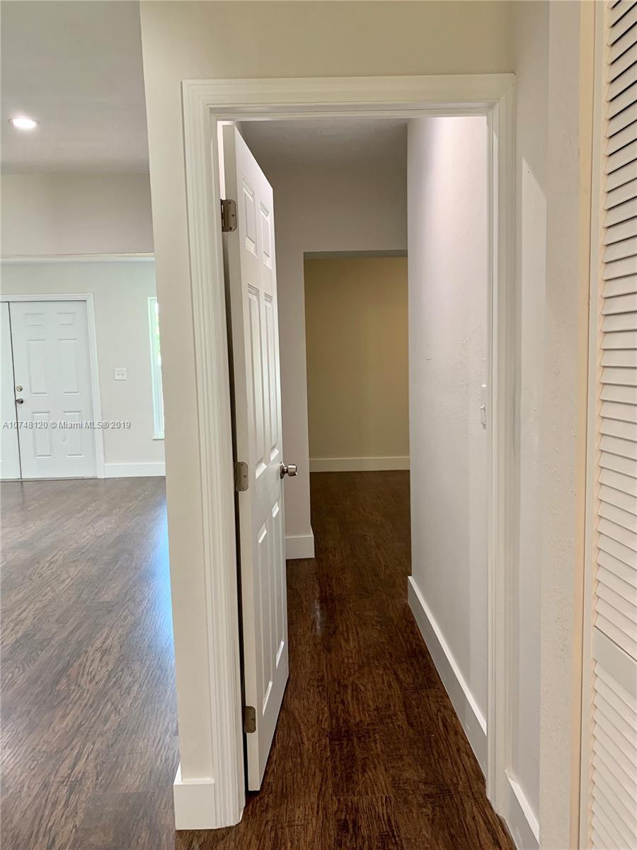 3010 Southwest 23rd Street Miami, FL 33145 - Photo 17 of 31 Gallery Image 17