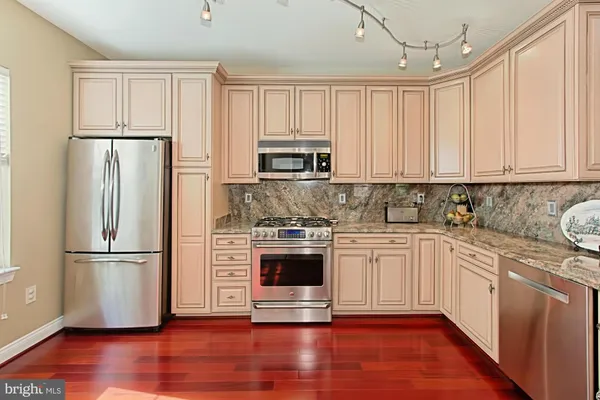 $4,400 | 5060 Kilburn Street, Alexandria, VA 22304