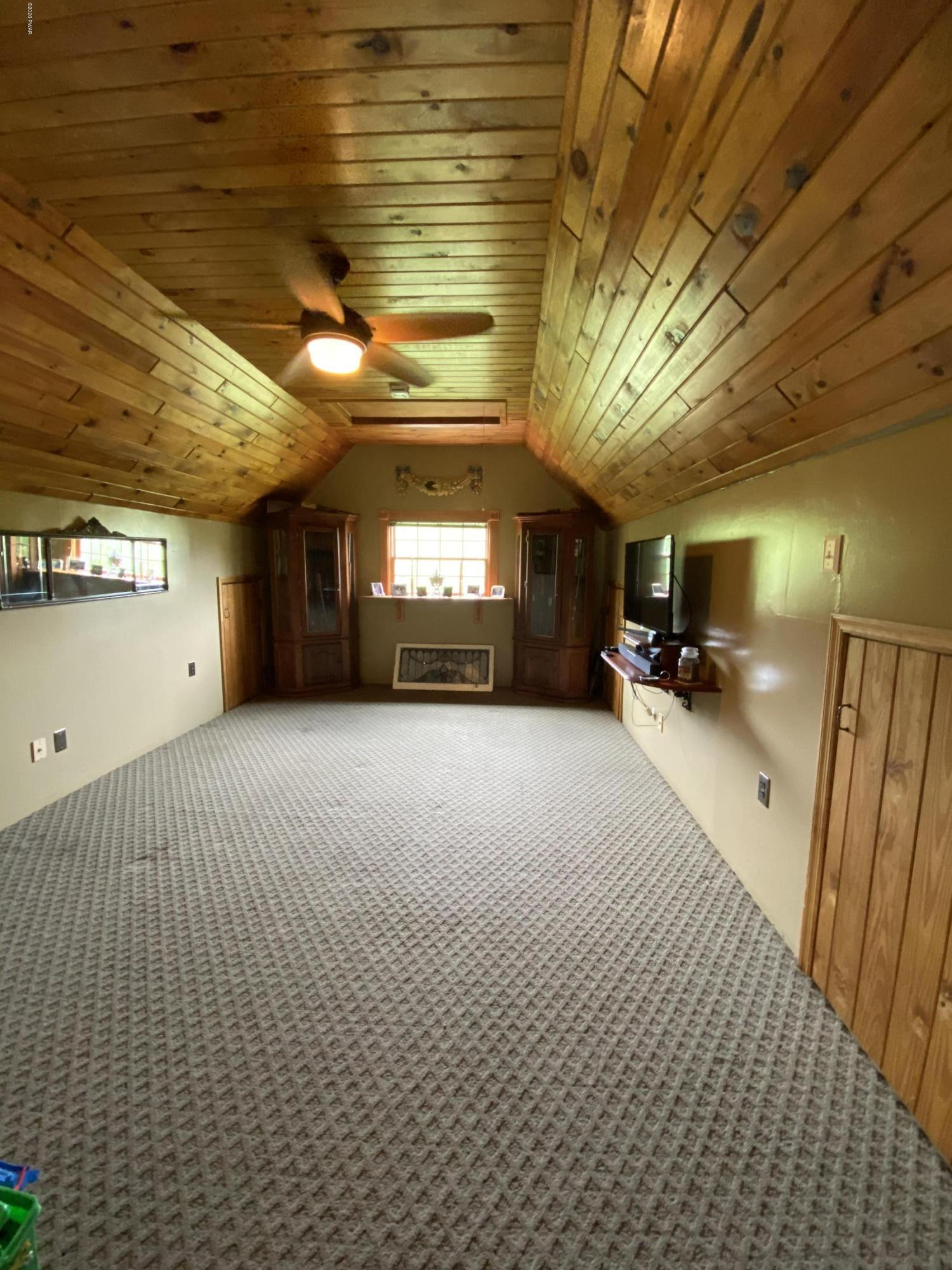 916 Ravnikar Road Forest City, PA 18421 - Photo 18 of 47 Loft