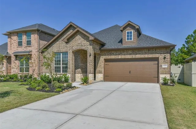 $2,595 | 10005 Red Beadtree Place, Conroe, TX 77385