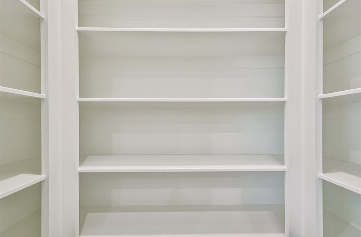 10005 Red Beadtree Place Conroe, TX 77385 - Photo 15 of 29 a close view of closet