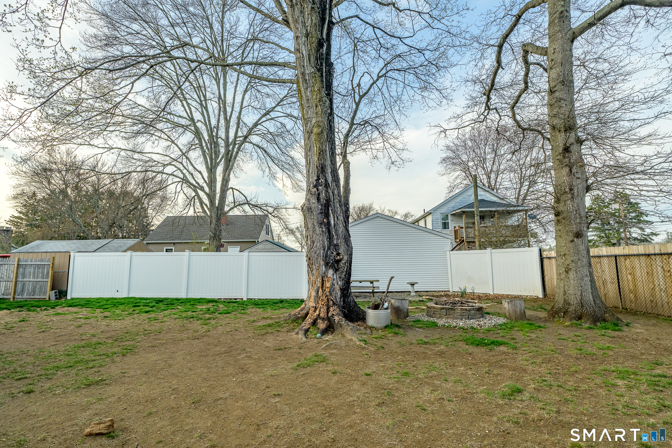 14 Walnut Street Killingly, CT 06239 - Photo 11 of 35