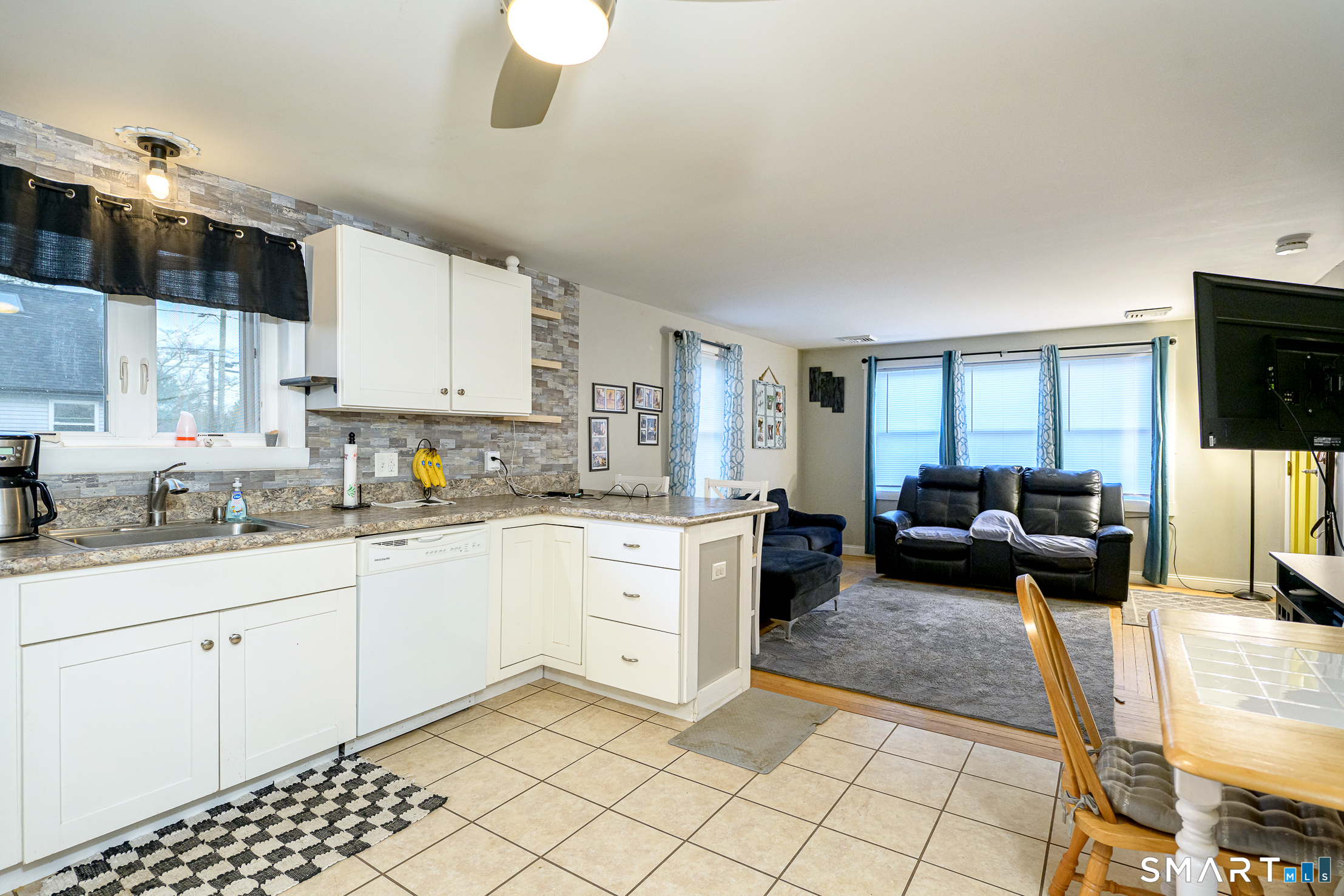 14 Walnut Street Killingly, CT 06239 - Photo 21 of 35