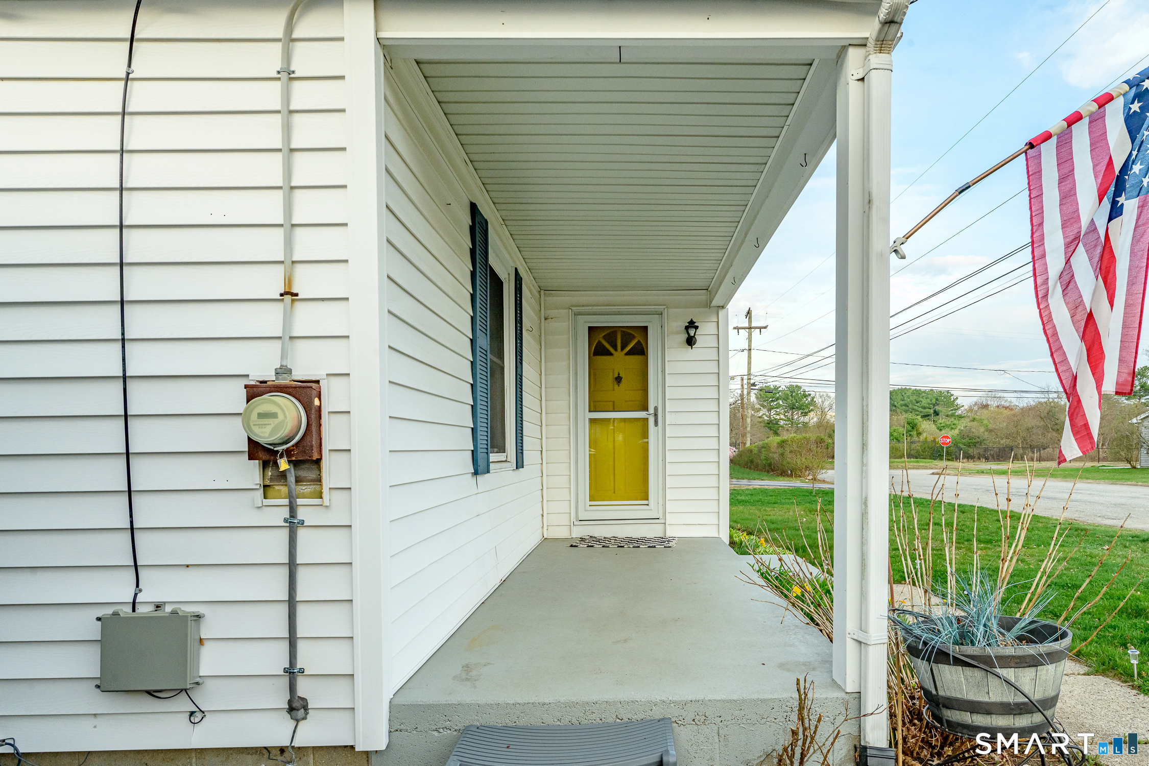 14 Walnut Street Killingly, CT 06239 - Photo 8 of 35