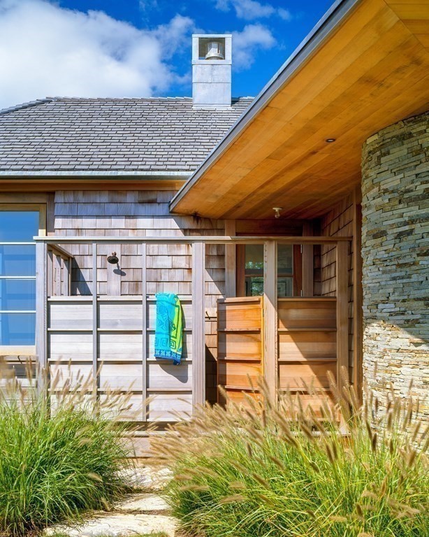 2 Squibnocket Road Chilmark, MA 02535 - Photo 10 of 42 a view of sitting area