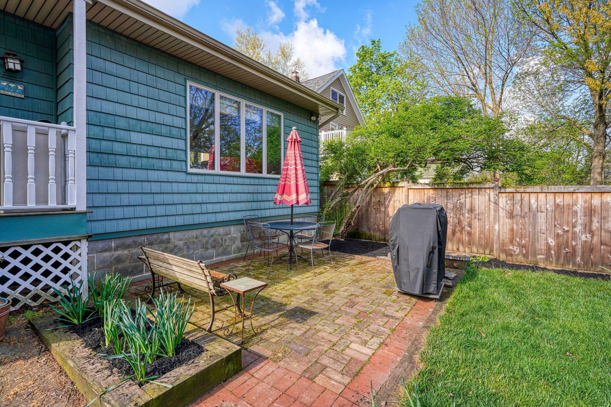 192 Acton Road Columbus, OH 43214 - Photo 47 of 60 Patio space