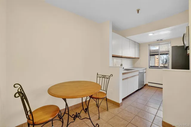 $565,000 | 15 Greenridge Avenue, Unit 25F, White Plains, NY 10605