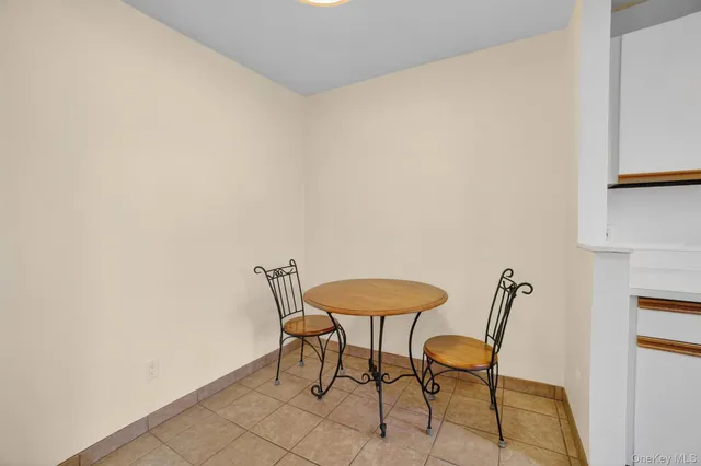 $565,000 | 15 Greenridge Avenue, Unit 25F, White Plains, NY 10605