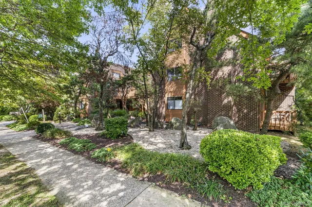 $565,000 | 15 Greenridge Avenue, Unit 25F, White Plains, NY 10605