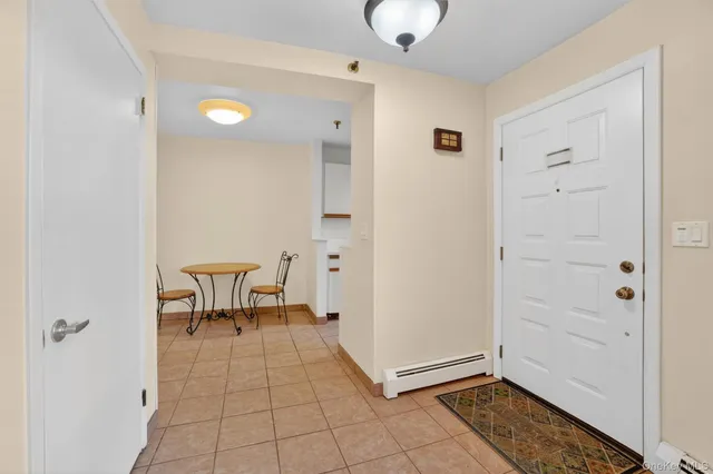 $565,000 | 15 Greenridge Avenue, Unit 25F, White Plains, NY 10605