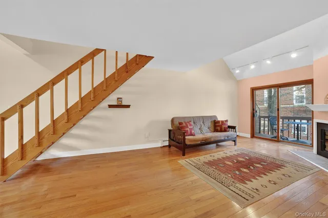 $565,000 | 15 Greenridge Avenue, Unit 25F, White Plains, NY 10605