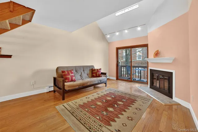 $565,000 | 15 Greenridge Avenue, Unit 25F, White Plains, NY 10605
