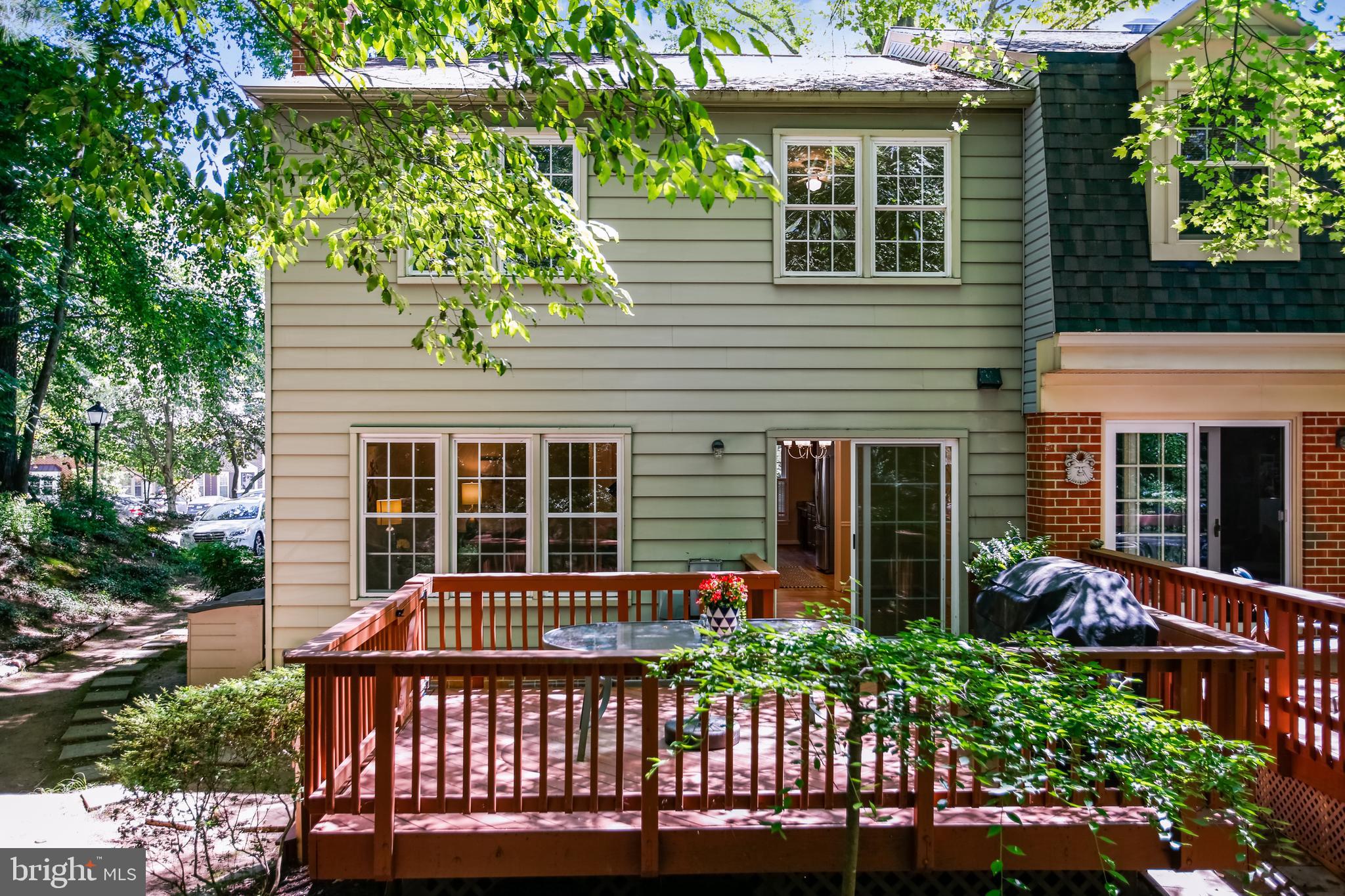 2180 Pond View Court Reston, VA 20191 - Photo 31 of 35 Large rear deck