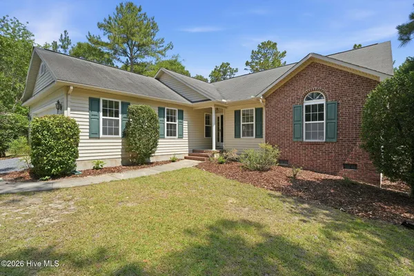 $389,000 | 11 Fur Court West, Pinehurst, NC 28374