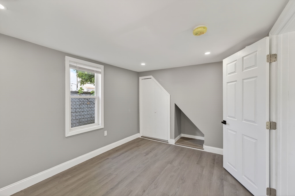 370 Pleasant Street Pawtucket, RI 02860 - Photo 11 of 21