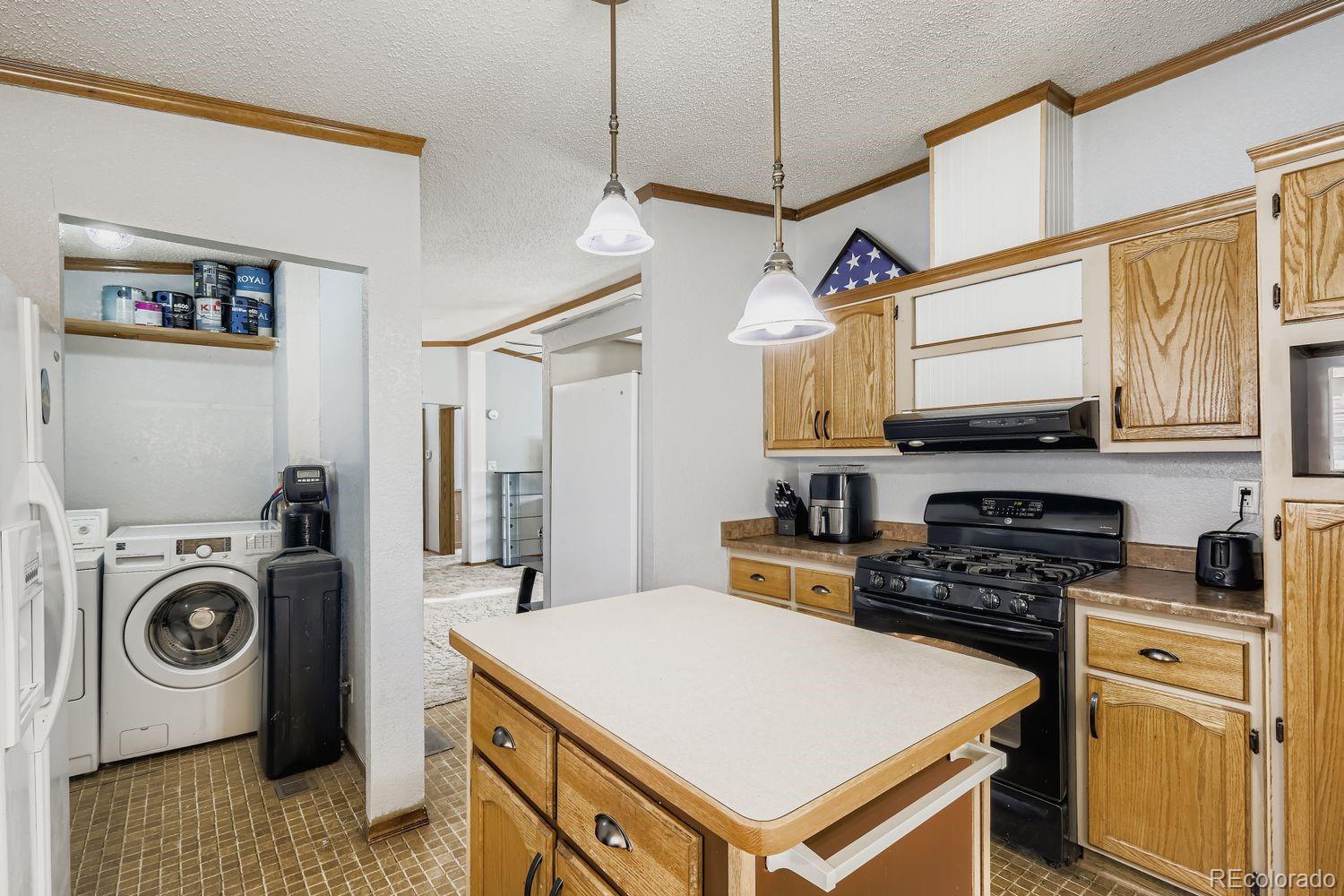 3475 Hoofprint Road Peyton, CO 80831 - Photo 10 of 28 Gallery Image 10