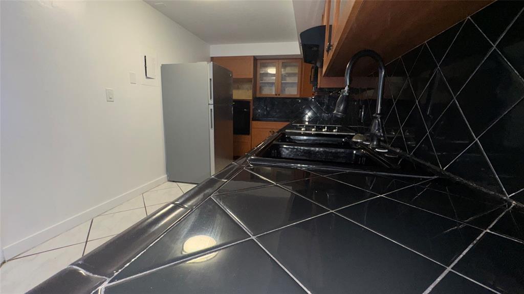 4222 Inverrary Boulevard, Unit 4711 Lauderhill, FL 33319 - Photo 11 of 11 a close view of appliances