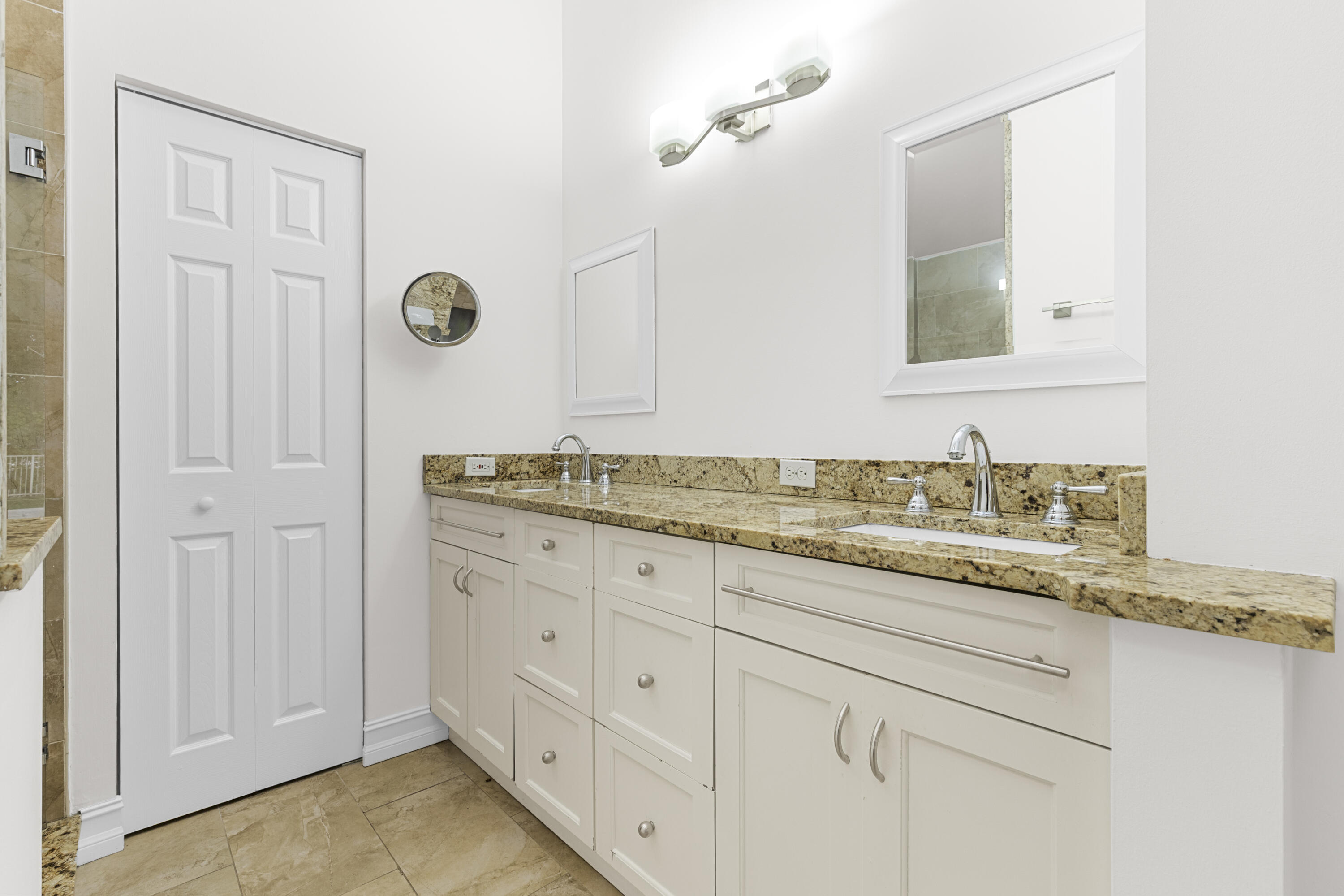 7469 Kingsley Court Lake Worth, FL 33467 - Photo 12 of 41 R6II3055