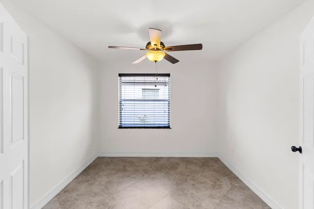 $3,000 | 7469 Kingsley Court, Lake Worth, FL 33467