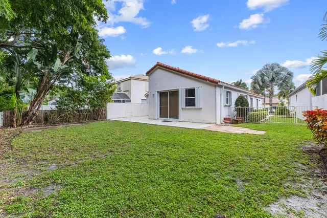 $3,000 | 7469 Kingsley Court, Lake Worth, FL 33467