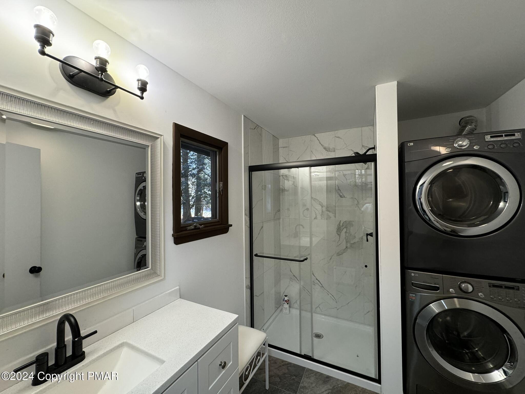 156 Pocono Road Albrightsville, PA 18210 - Photo 29 of 37 11Bathroom1