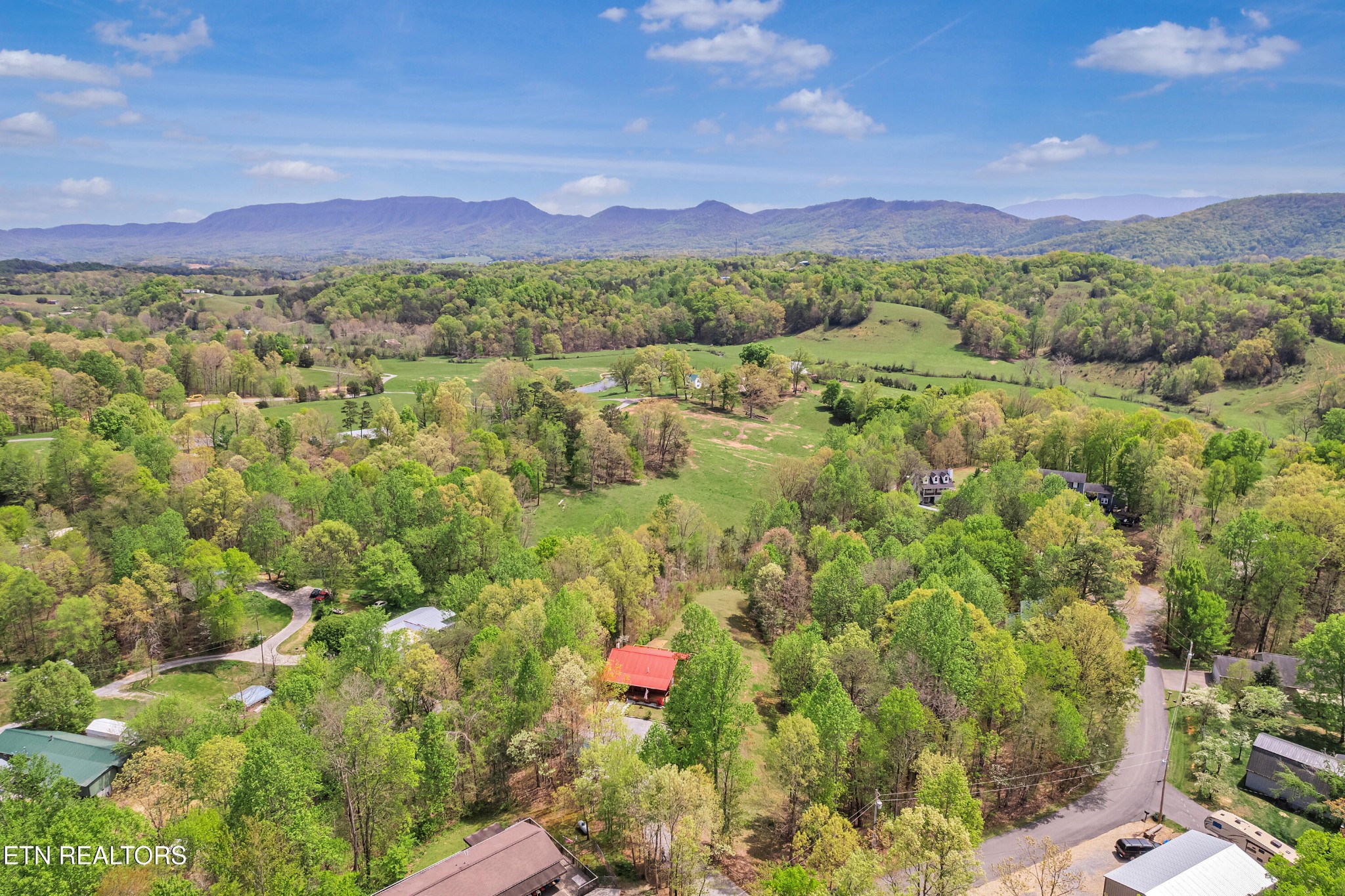 420 Kimberly Heights Road Sevierville, TN 37876 - Photo 34 of 34 Gallery Image 34