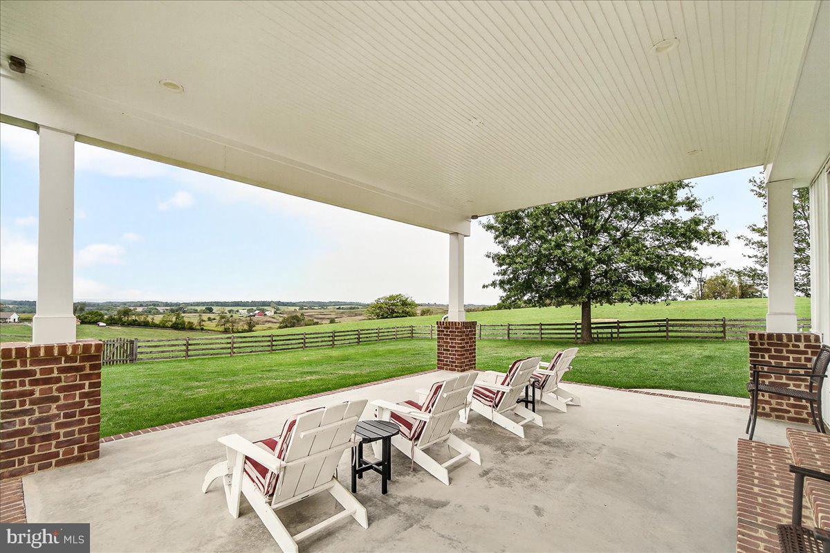 9522 Bessie Clemson Road Union Bridge, MD 21791 - Photo 31 of 107 Covered Patio