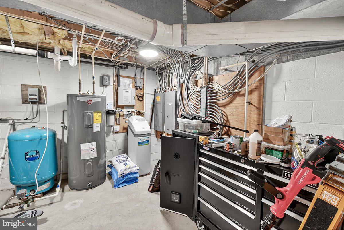 9522 Bessie Clemson Road Union Bridge, MD 21791 - Photo 70 of 107 a view of walk in closet with clothes and shoes