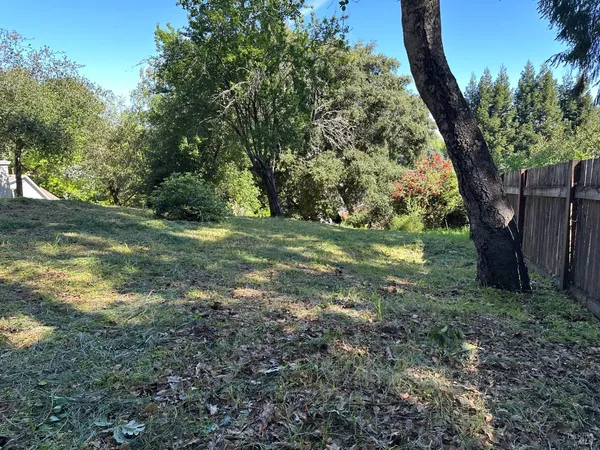 $249,000 | 7580 Washington Avenue, Sebastopol, CA 95472