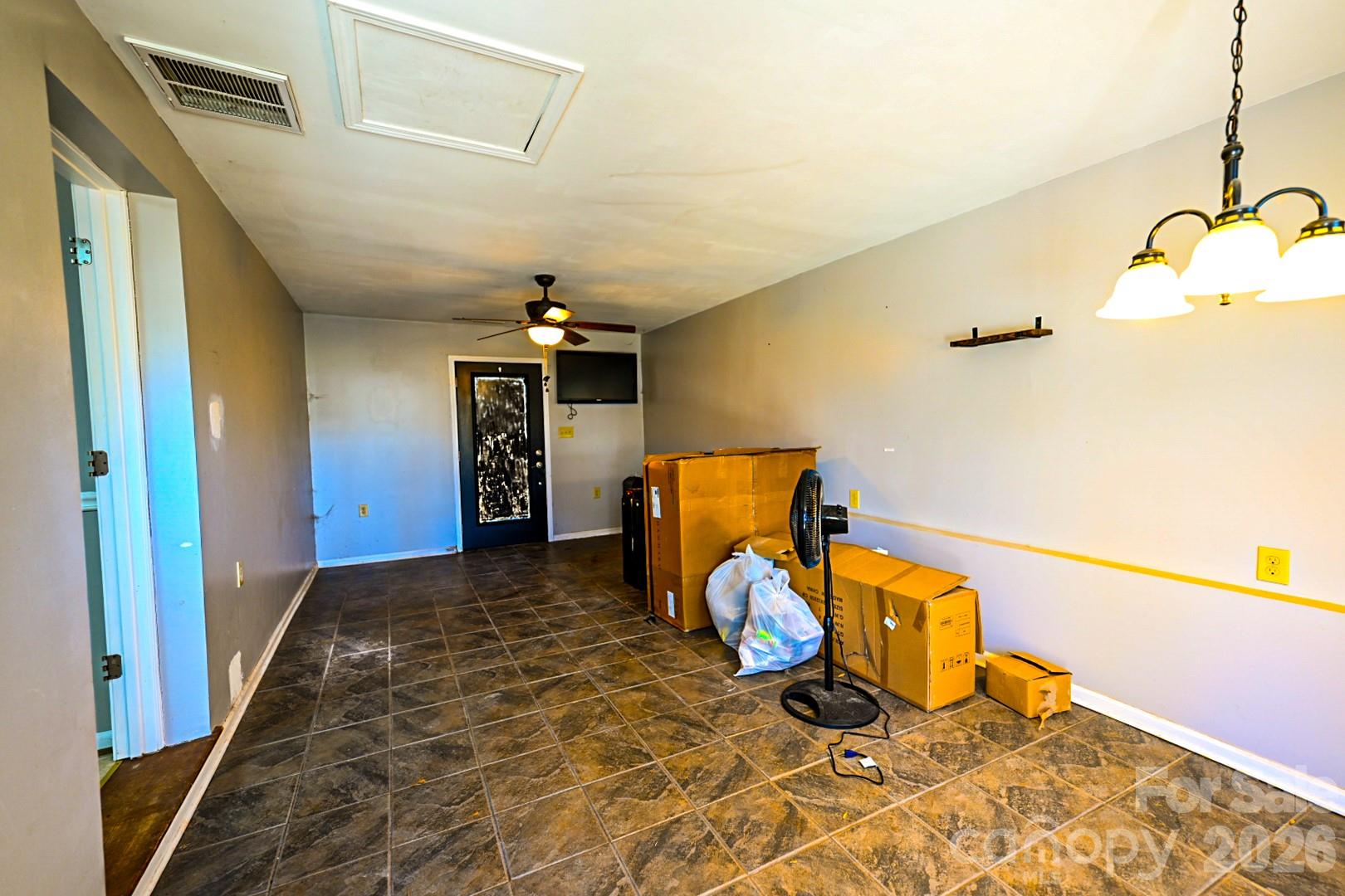 1113 Pecan Street Conover, NC 28613 - Photo 3 of 21