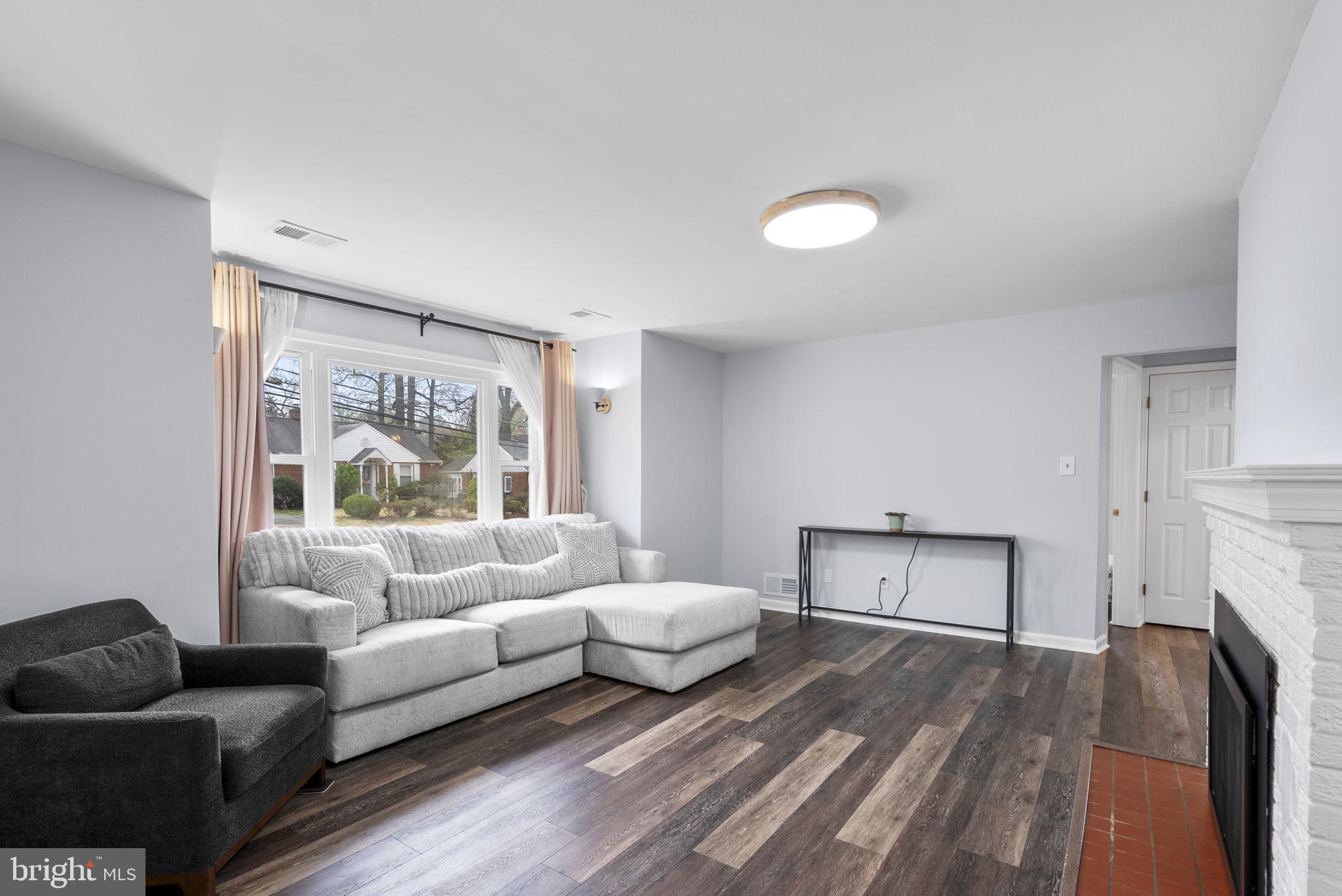 3103 Dawson Avenue Silver Spring, MD 20902 - Photo 4 of 31