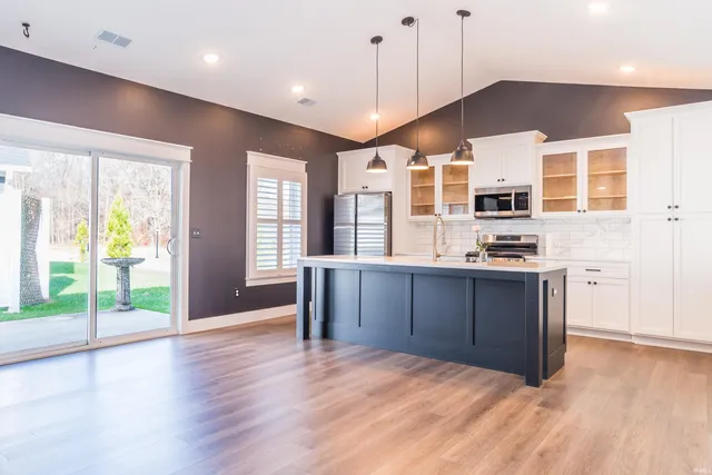 $315,000 | 902 Stonehenge Drive, Springville, IN 47462