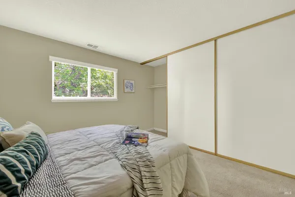 $525,000 | 442 Yellowstone Drive, Vacaville, CA 95687