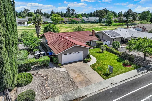 $525,000 | 442 Yellowstone Drive, Vacaville, CA 95687