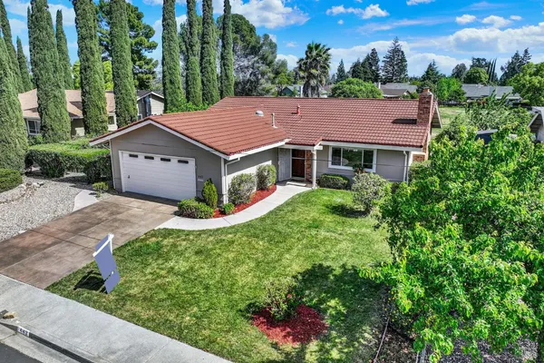 $525,000 | 442 Yellowstone Drive, Vacaville, CA 95687
