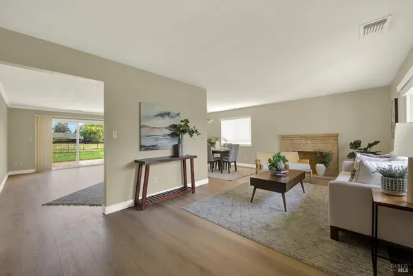 $525,000 | 442 Yellowstone Drive, Vacaville, CA 95687