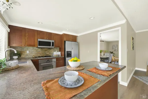 $525,000 | 442 Yellowstone Drive, Vacaville, CA 95687