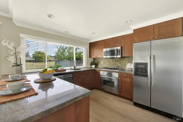 $525,000 | 442 Yellowstone Drive, Vacaville, CA 95687