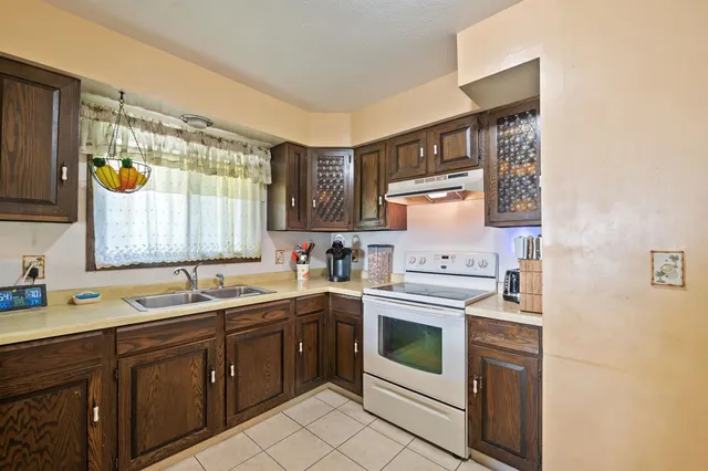 $260,000 | 310 Blaine Avenue, Cloquet, MN 55720