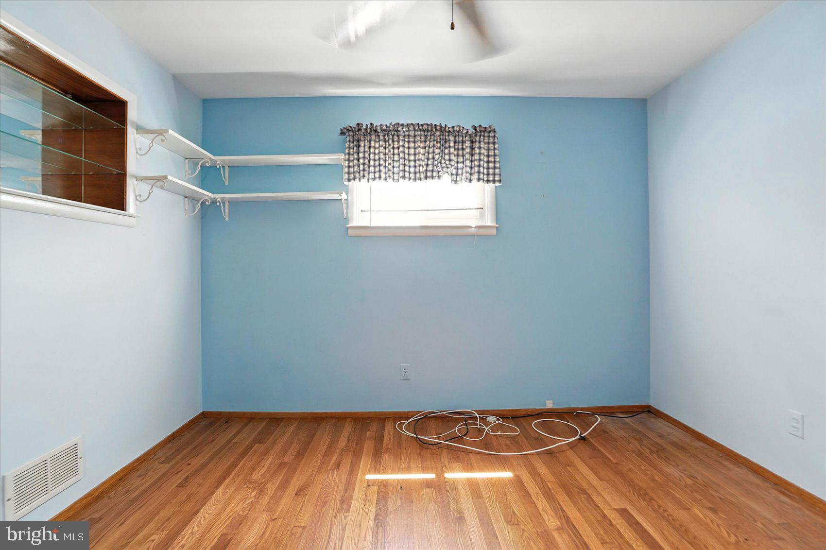 4232 Darleigh Road Baltimore, MD 21236 - Photo 23 of 37 Bedroom Main Level