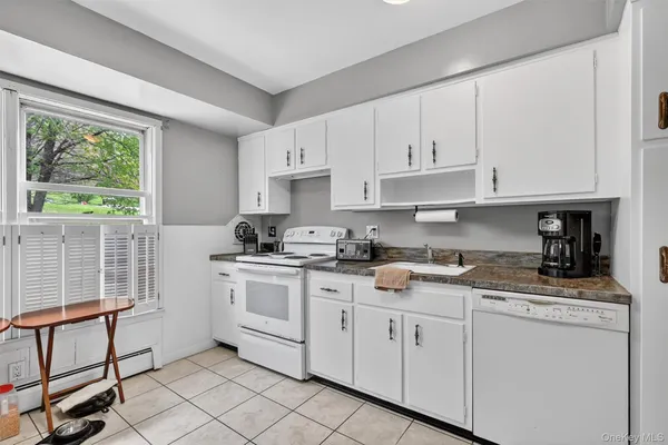 $529,000 | 5 Regelski Drive, Florida, NY 10921